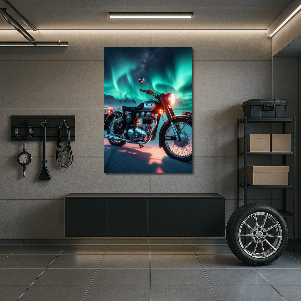 Royal Enfield under the Northern Lights: The Magic of Movement and Light