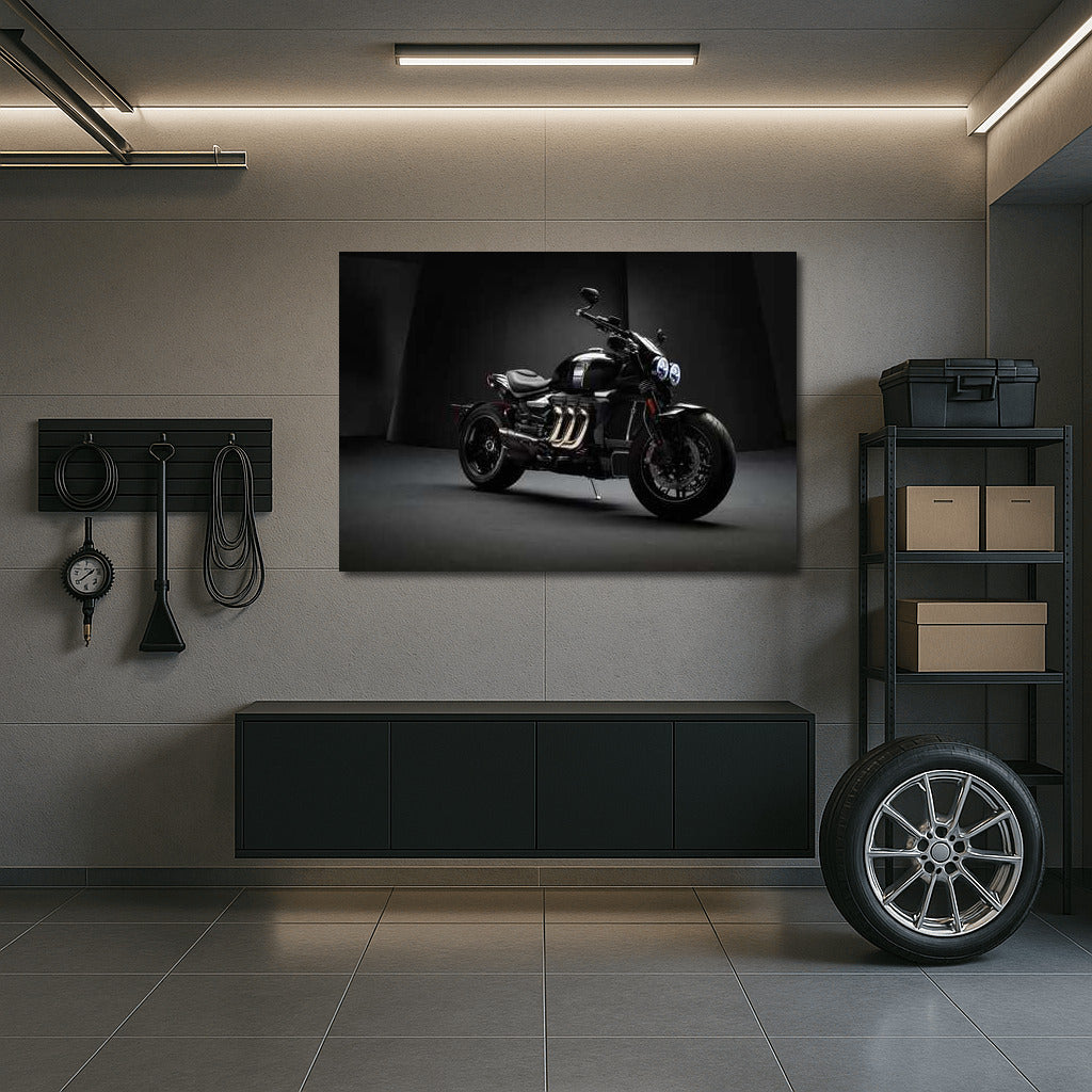 Triumph Rocket 3: The Embodiment of Dynamics and Power