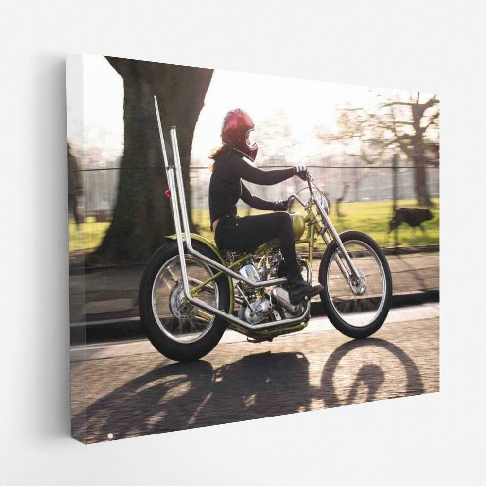 Vintage Motorcycle: Freedom and Speed in the Interior