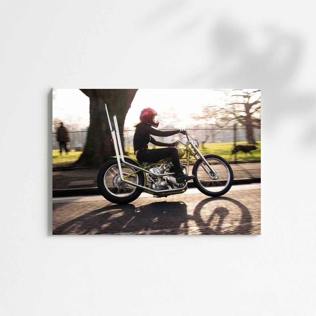 Vintage Motorcycle: Freedom and Speed in the Interior