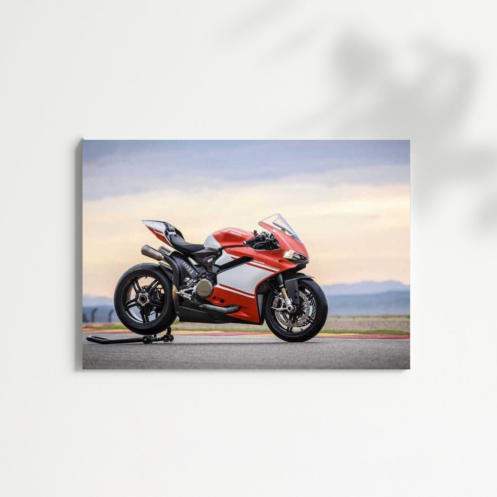 Ducati 1299: A Whirlwind of Speed and Perfection
