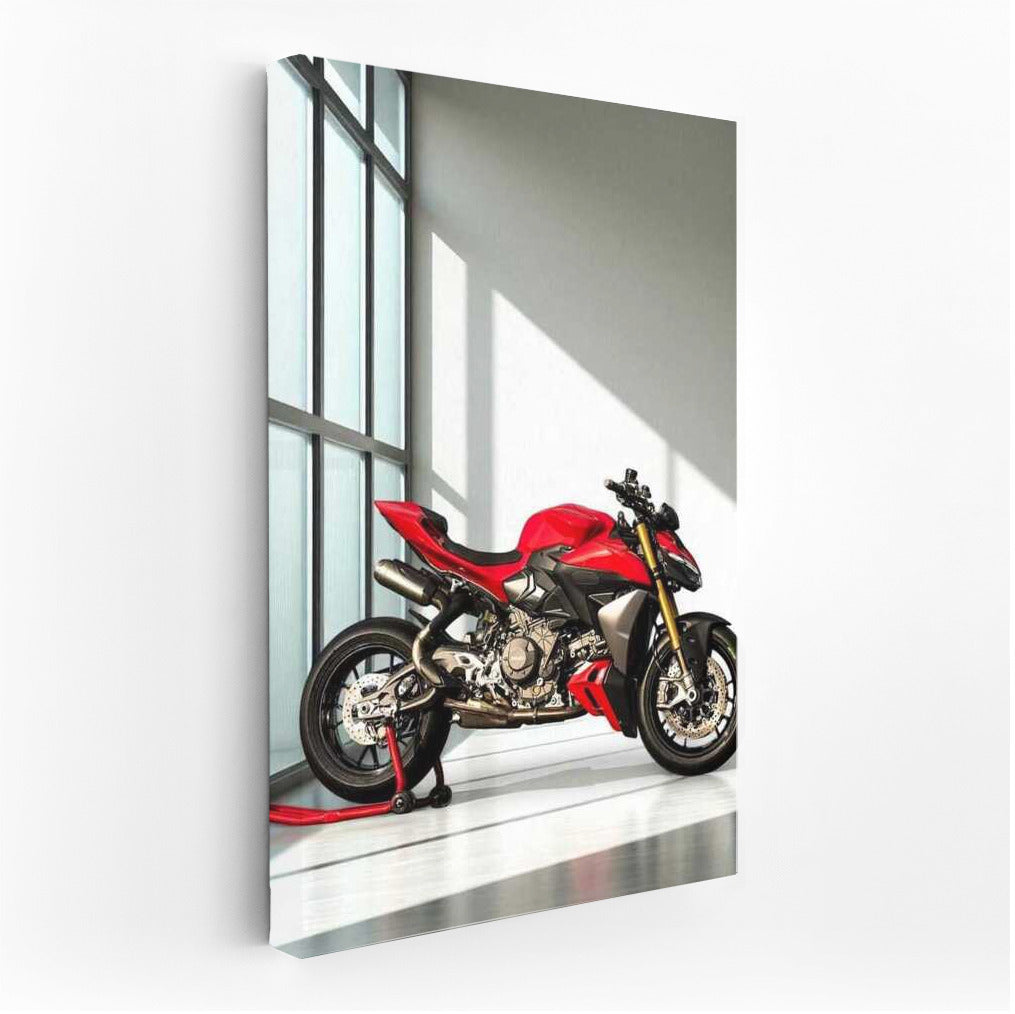 Ducati Streetfighter: Minimalistic Elegance