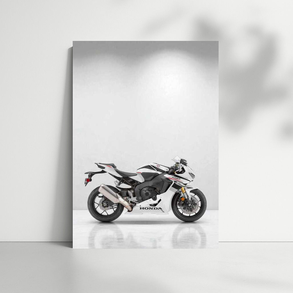 2025 Honda CBR 1000RR Performance: Minimalism and Power