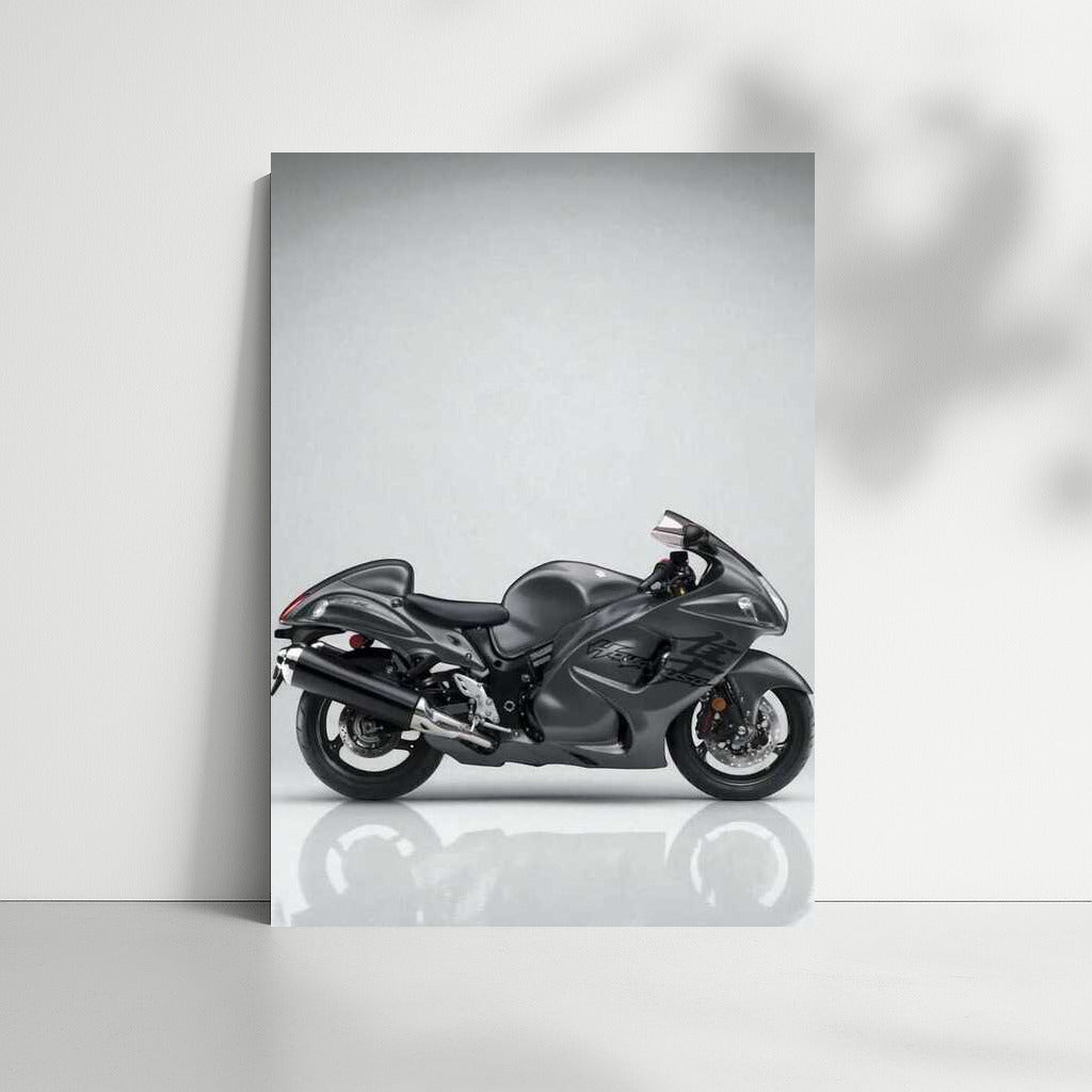 Speed and Style: Suzuki Hayabusa on Minimalistic Background