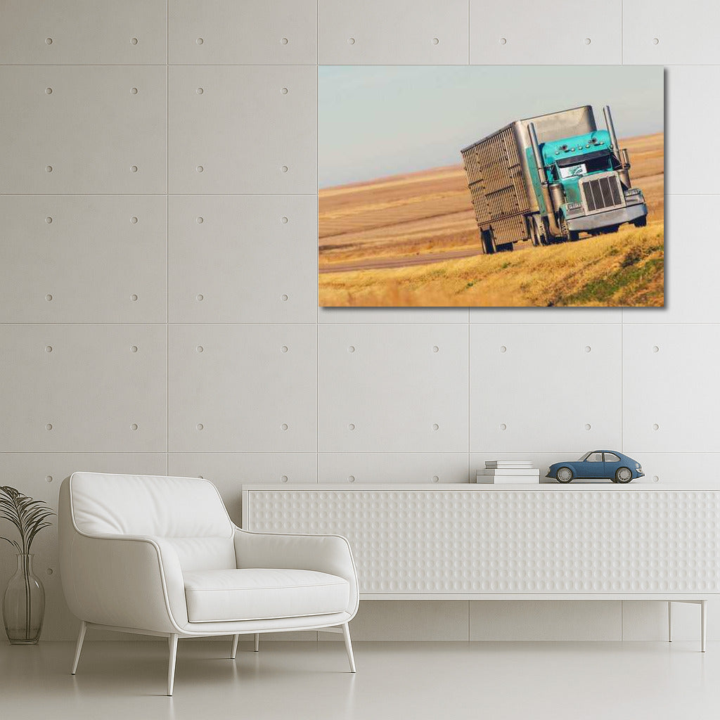 Long Haul Truck Power: Freedom of the Endless Roads