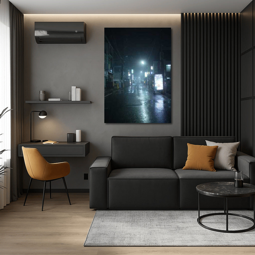 Foggy Evening: The Mysterious Architecture of a Deserted Street