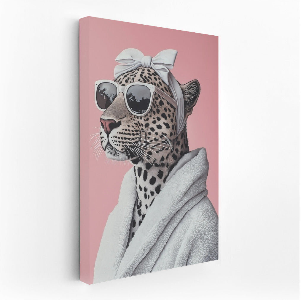 Chic and Spots: Leopard in Lounge Style