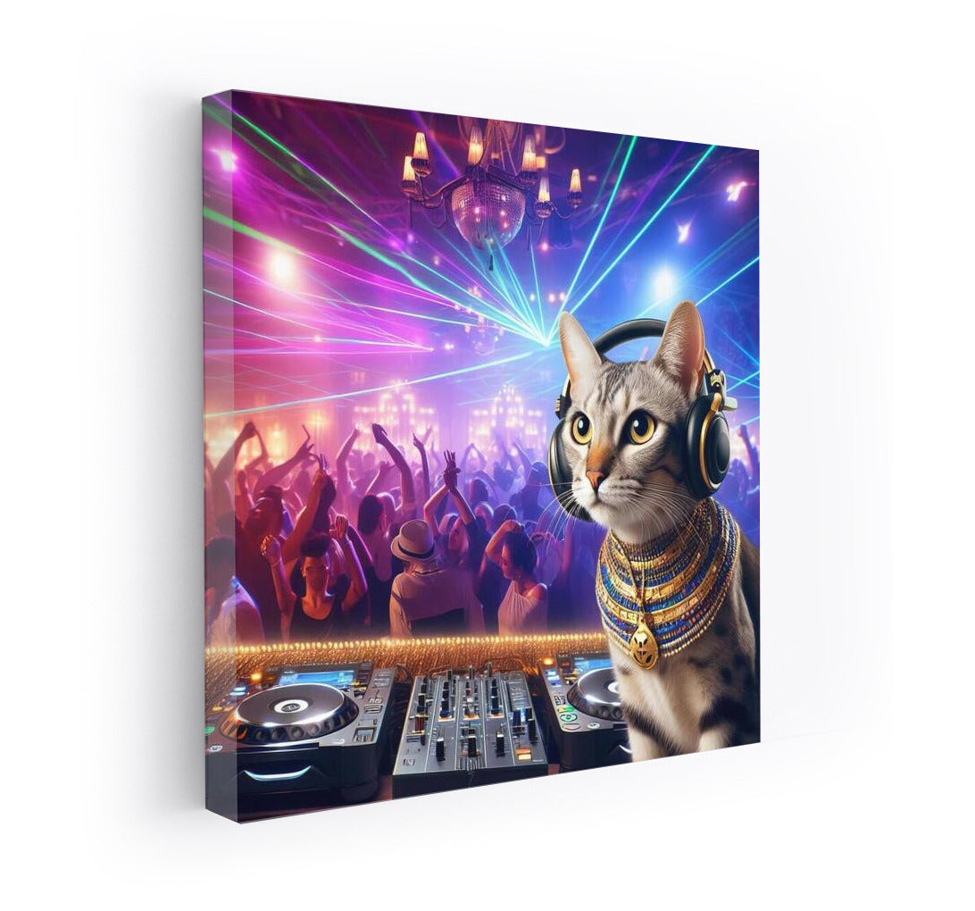 Egyptian Mau DJ: Cat Headphone Party