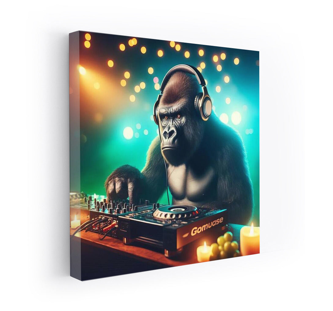 Music Magic: Gorilla DJ 4 in Headphones