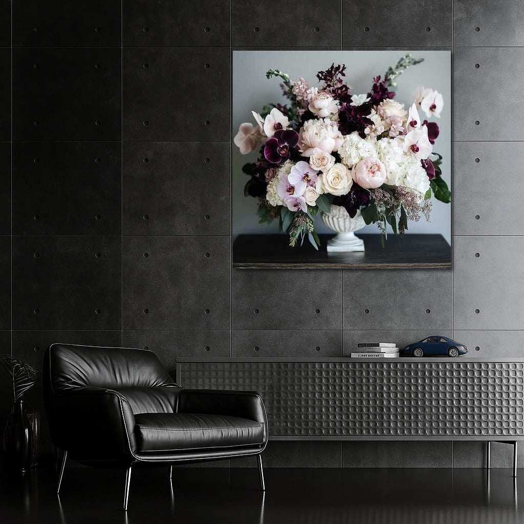 Elegant Peonies: Delicate Flowers for a Sophisticated Interior