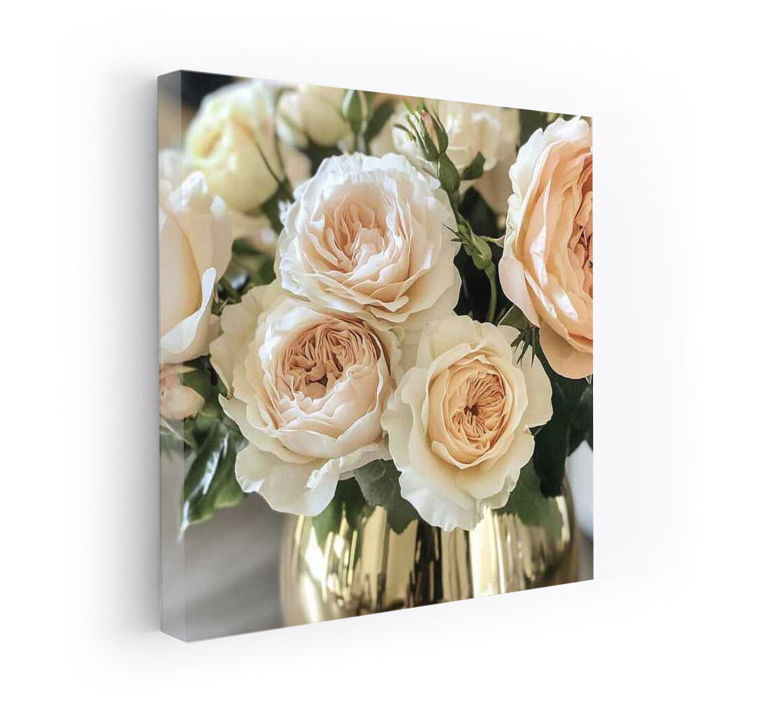 David Austin's Lush Roses: An Elegant Floral Bouquet for the Interior