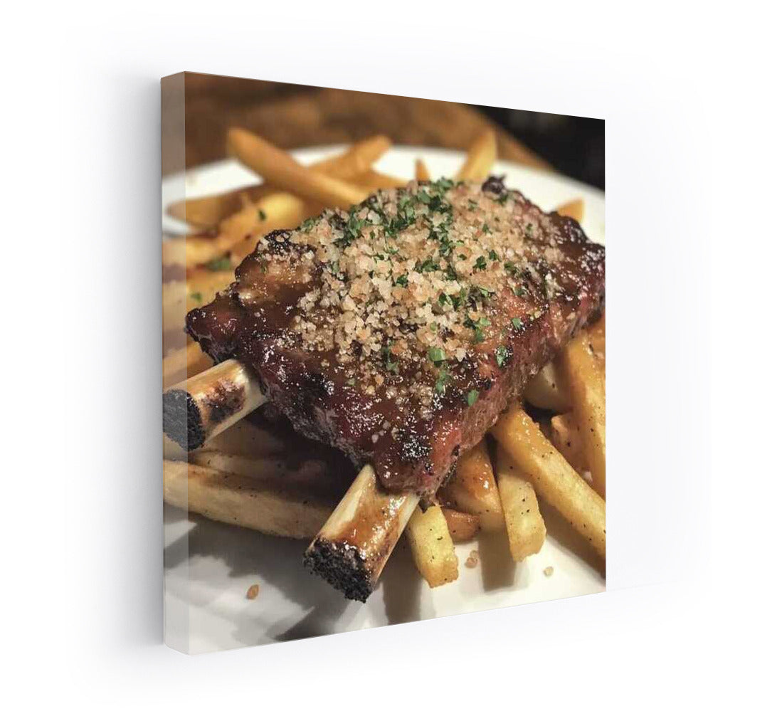 Juicy ribs with potatoes: appetite on the wall
