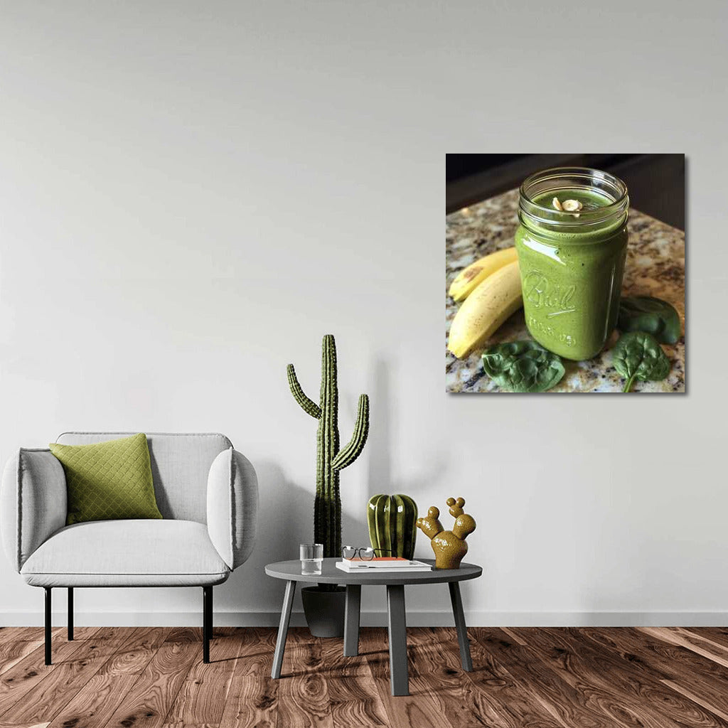 Green Smoothie with Banana and Spinach: Vitamin Explosion on Your Wall