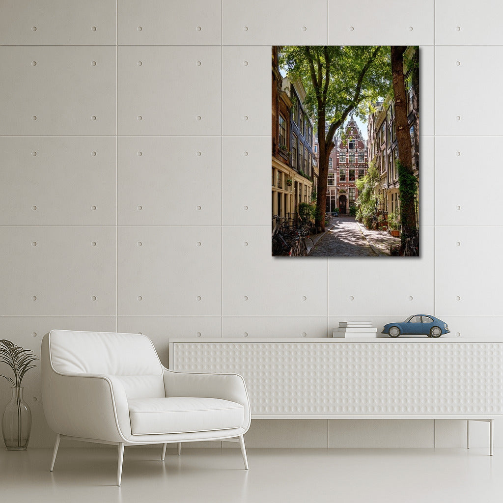The Charm of Amsterdam's Streets: The Spirit of the Netherlands