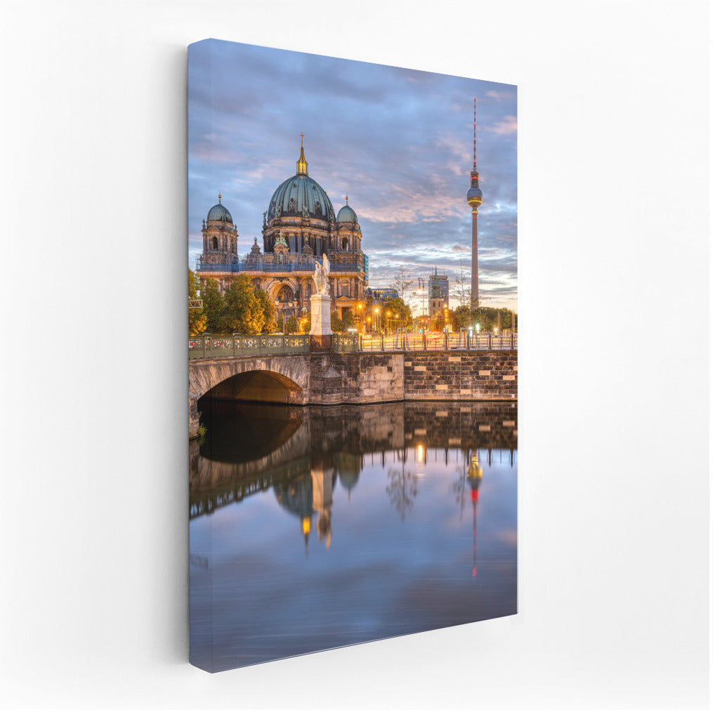 Berlin Symphony of Architecture: Historical and Modern Masterpieces