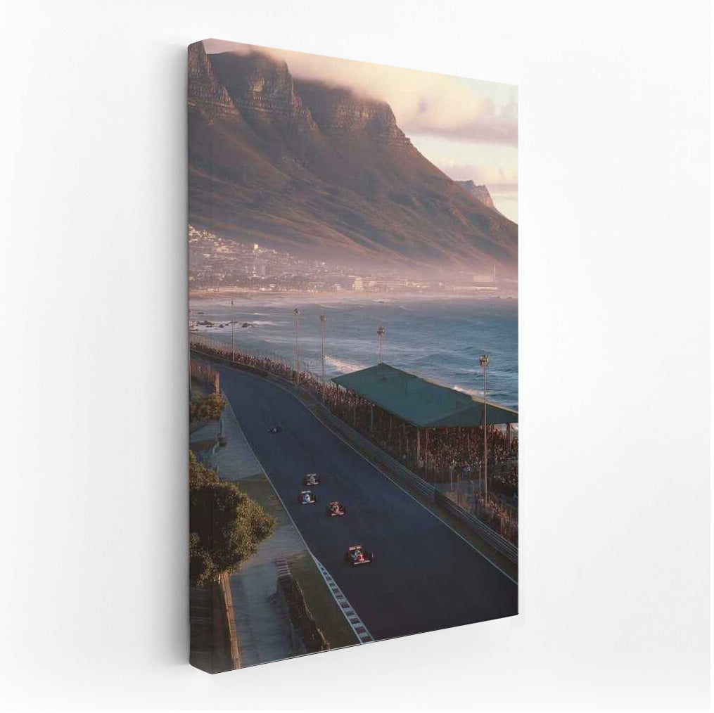 Cape Town Skyline: Where the Mountains Meet the Ocean