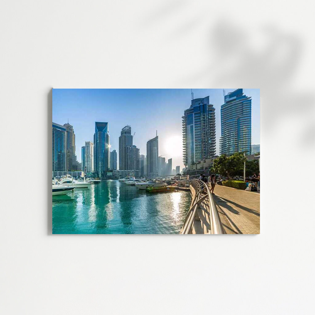 Dubai: The Splendor of Skyscrapers and Azure Waters
