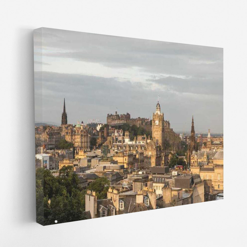 Edinburgh: Symphony of City Lines – The Majesty of Scotland