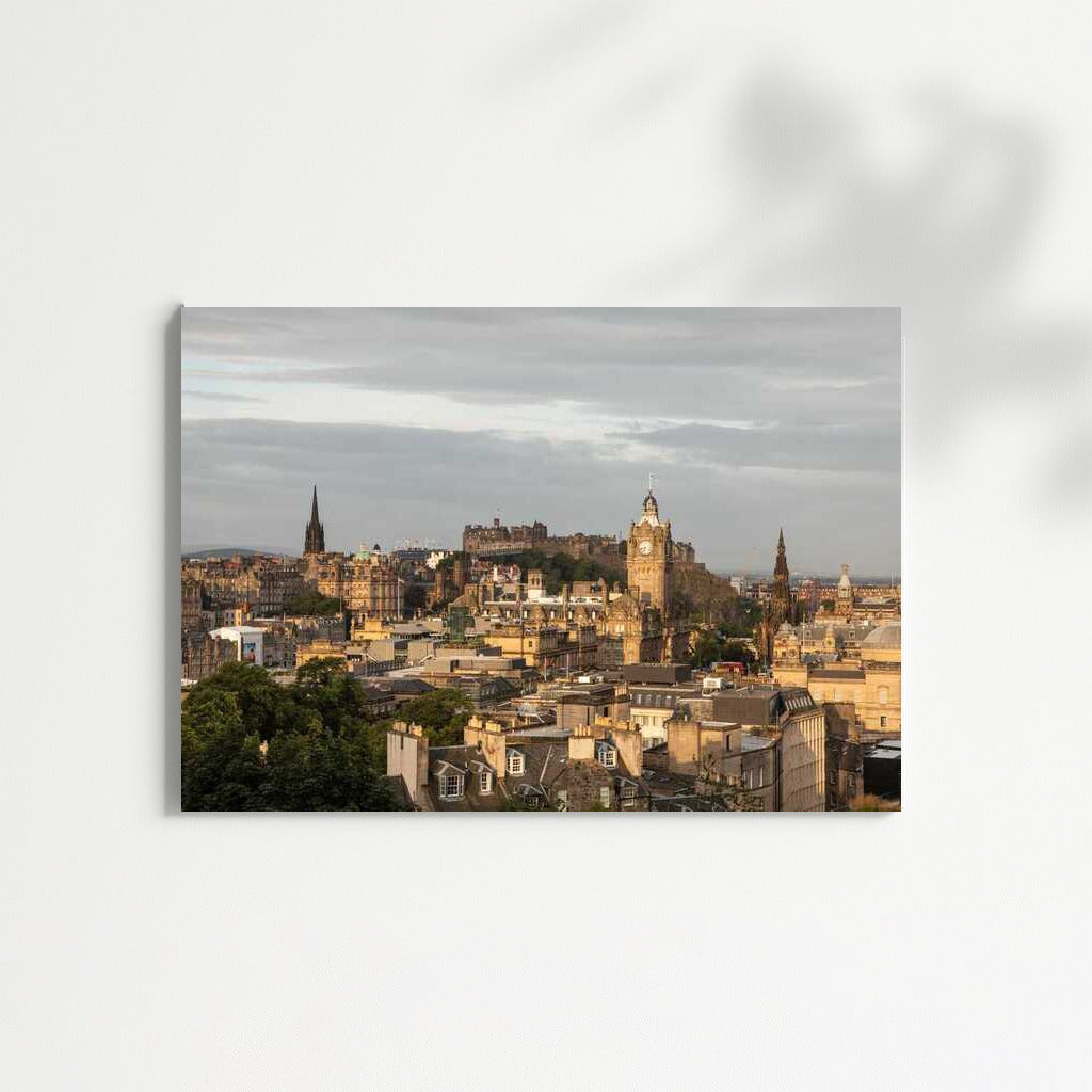 Edinburgh: Symphony of City Lines – The Majesty of Scotland