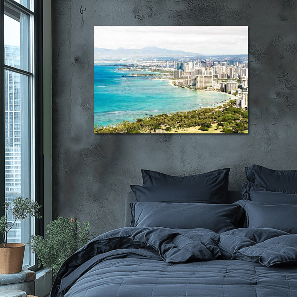 Honolulu Skyline: Cityscapes of the USA