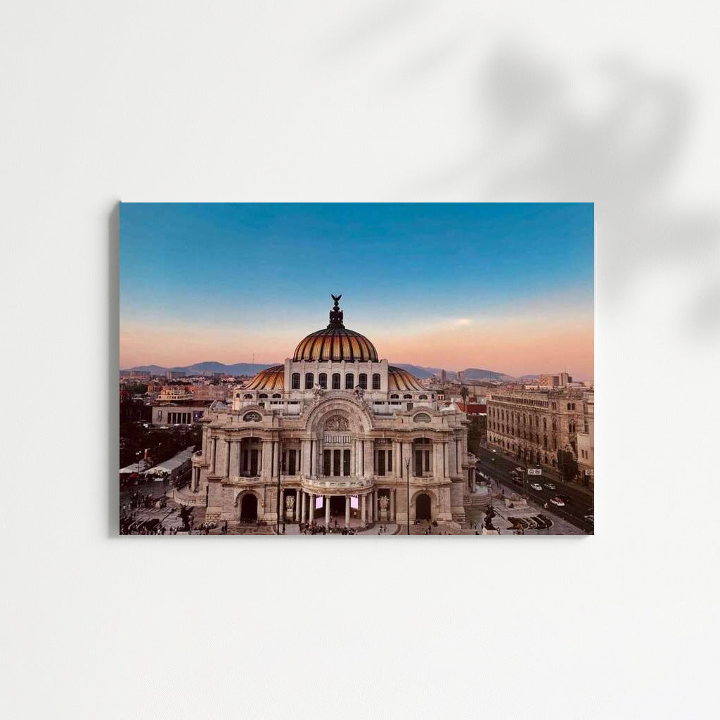 The Majesty of the Horizon: Mexico City in Glow