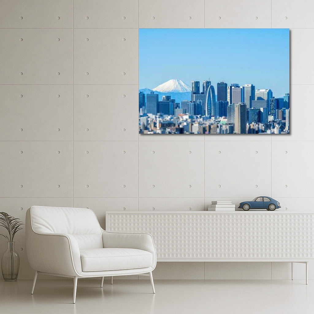 Tokyo: Urban Chic with Majestic Fuji