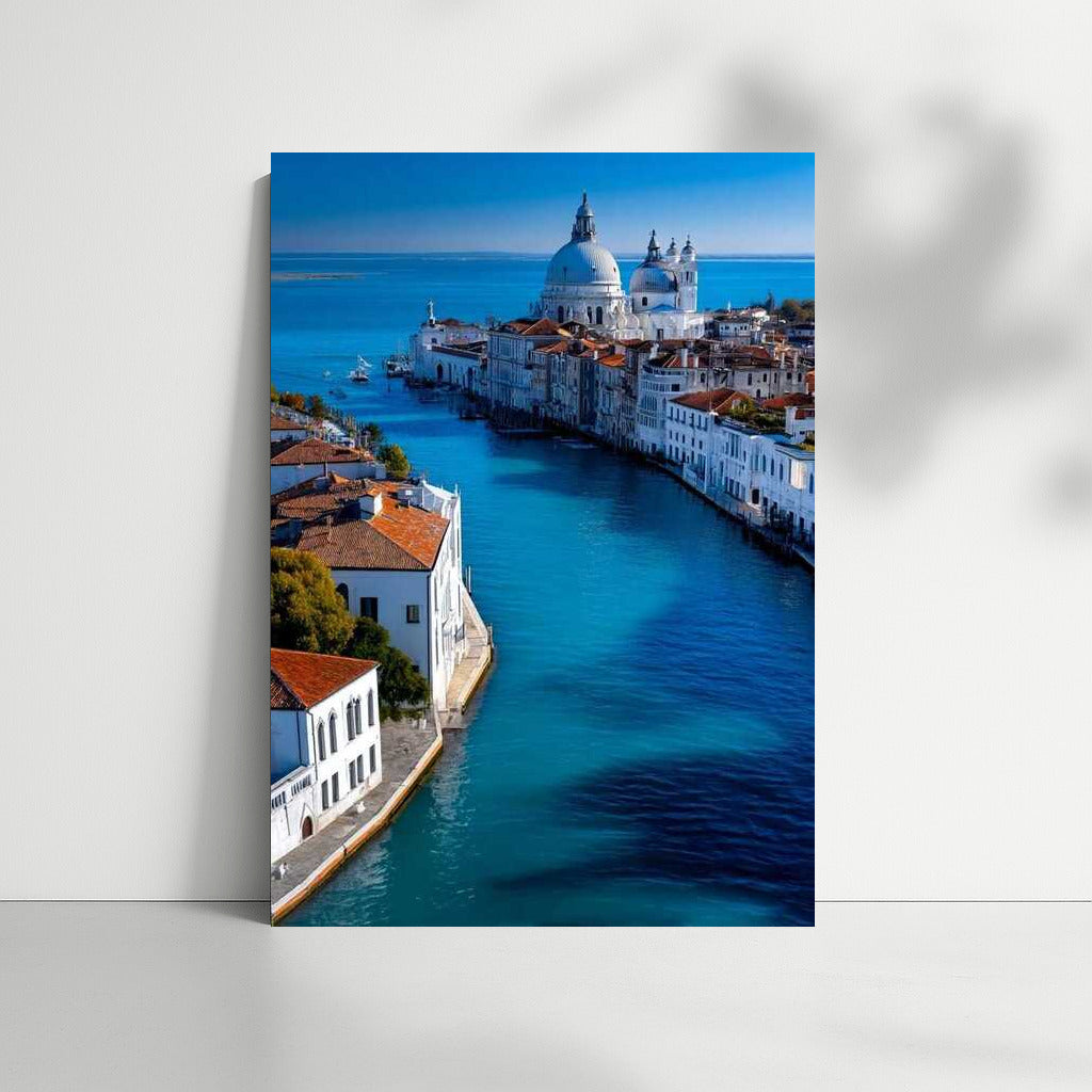 Venice in Glow: Cityscapes and Skylines of Italy