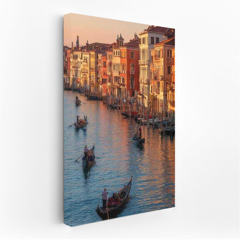Venice at Sunset: Urban Romance in the Heart of Italy