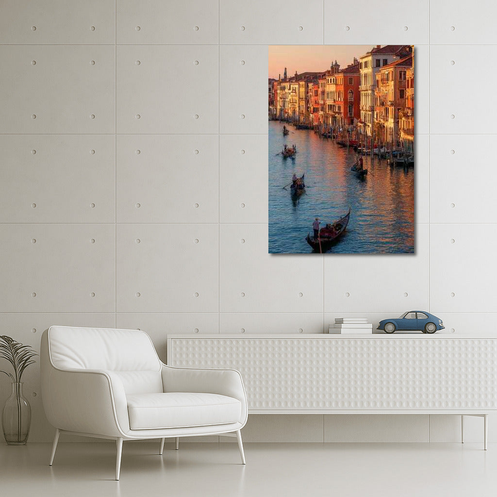 Venice at Sunset: Urban Romance in the Heart of Italy