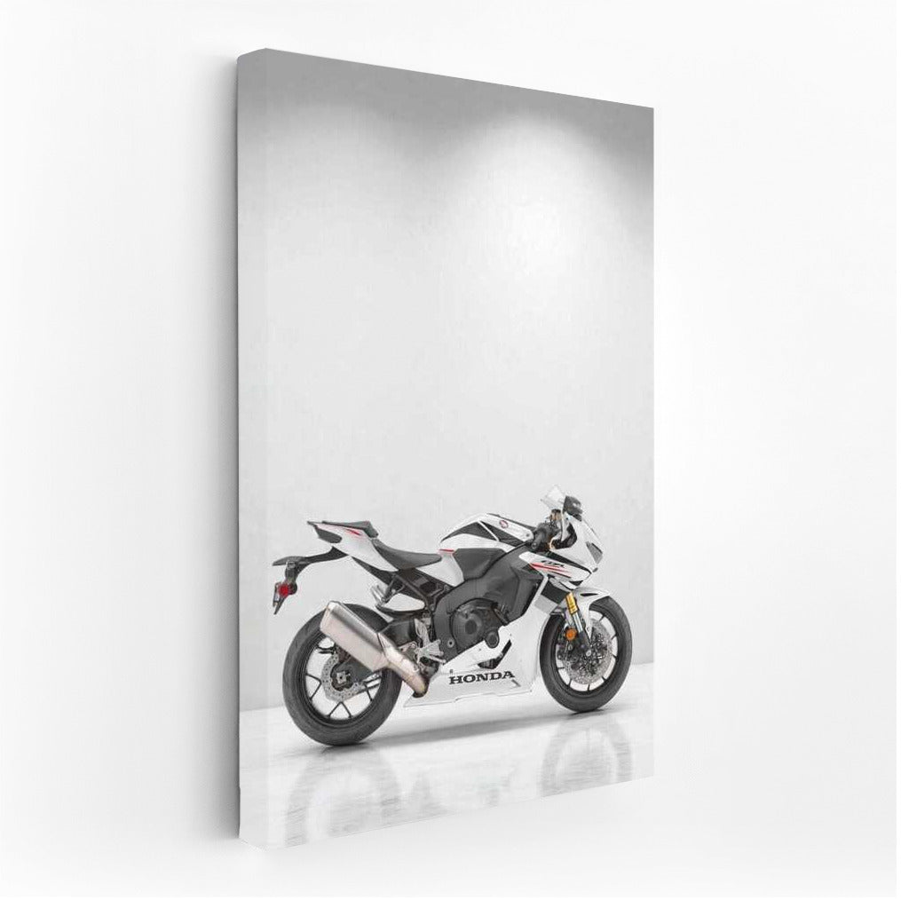2025 Honda CBR 1000RR Performance: Minimalism and Power