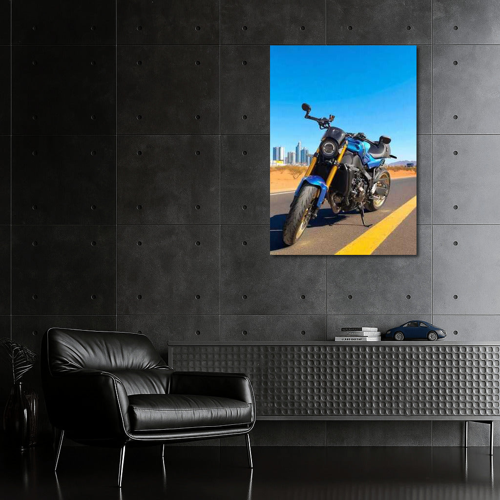 Freedom on the Horizon: Yamaha XSR900 on the Road to the Metropolis