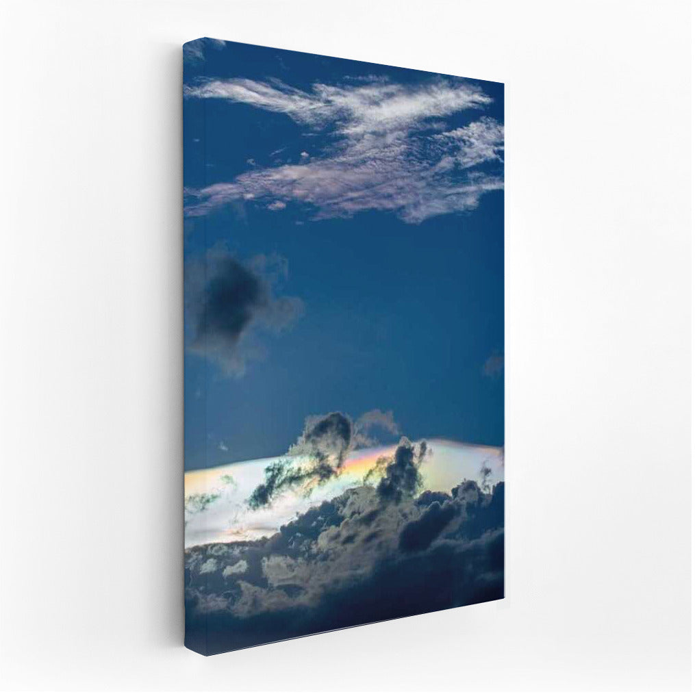 Clouds Dancing in the Sunset Sky: Nature Scenery