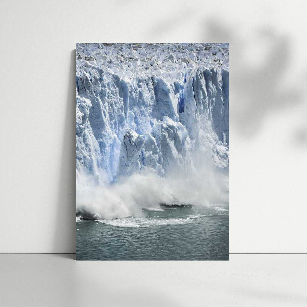 The Majesty of the Ice Giants: Natural Landscapes and Icebergs