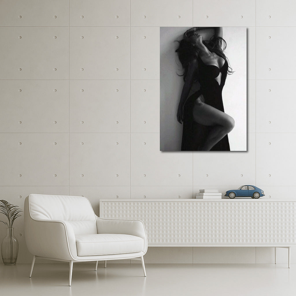 Seductive Play of Shadows and Forms
