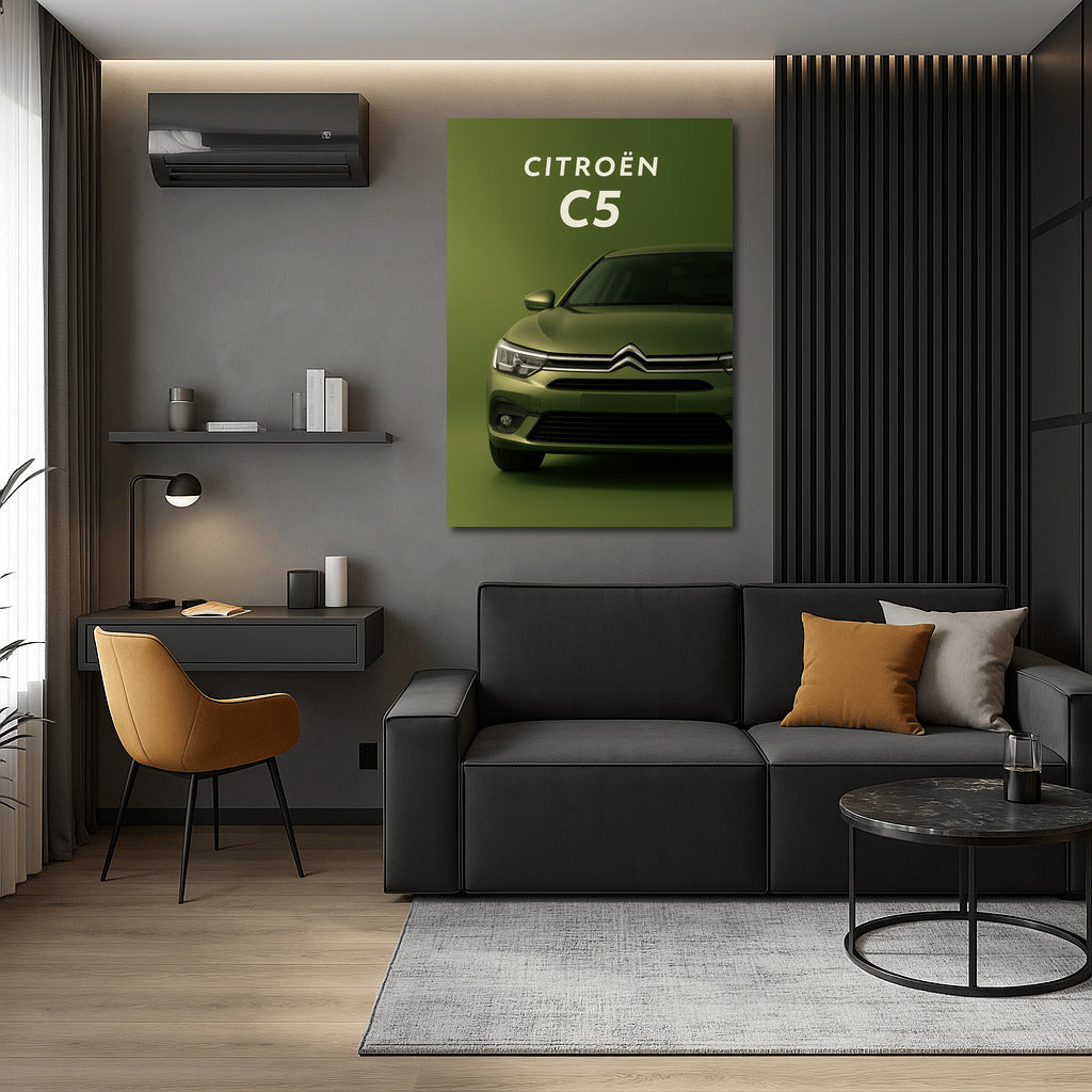Elegant Citroen C5 in Green: Inspiration of Movement and Style
