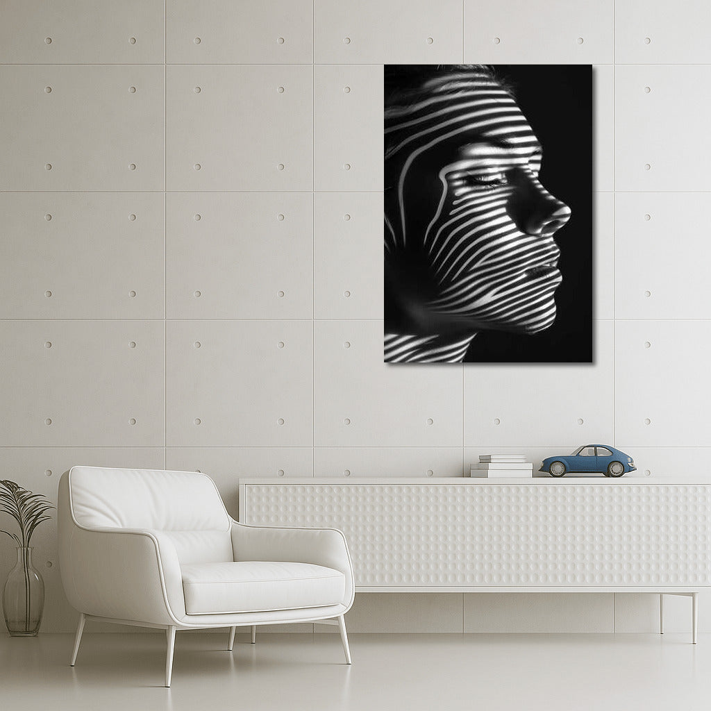 Lines of Light: The Feminine Image in Depth