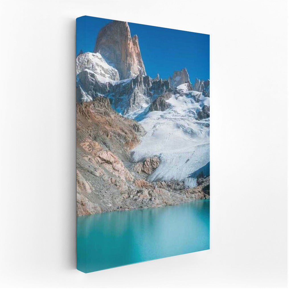 The Majesty of the Argentine Mountains: Turquoise Waters and Nature