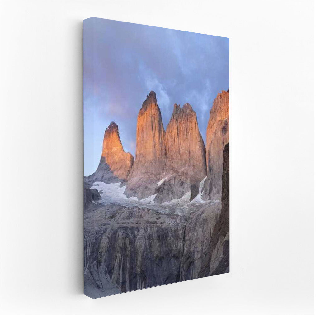 Argentina Peaks: Natural Tranquility