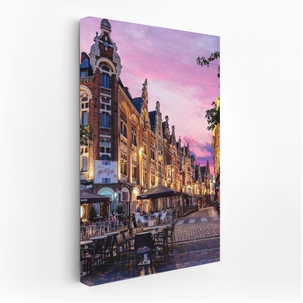 Gothic Evenings Belgium: Cozy Street