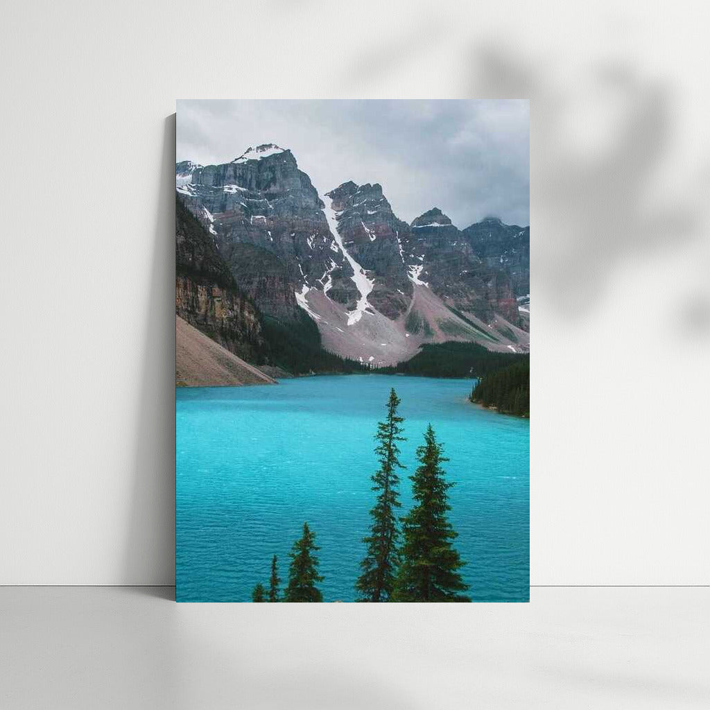 The Majesty of the Canadian Mountains and Lakes: Country Landscape