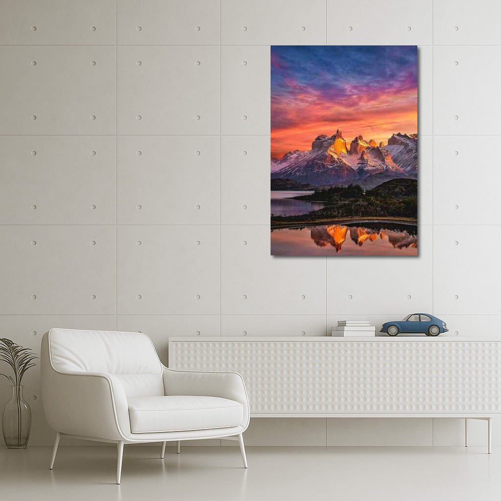 Sunset Charm of Chile: Mountains and Lakes in the Dance of Lights
