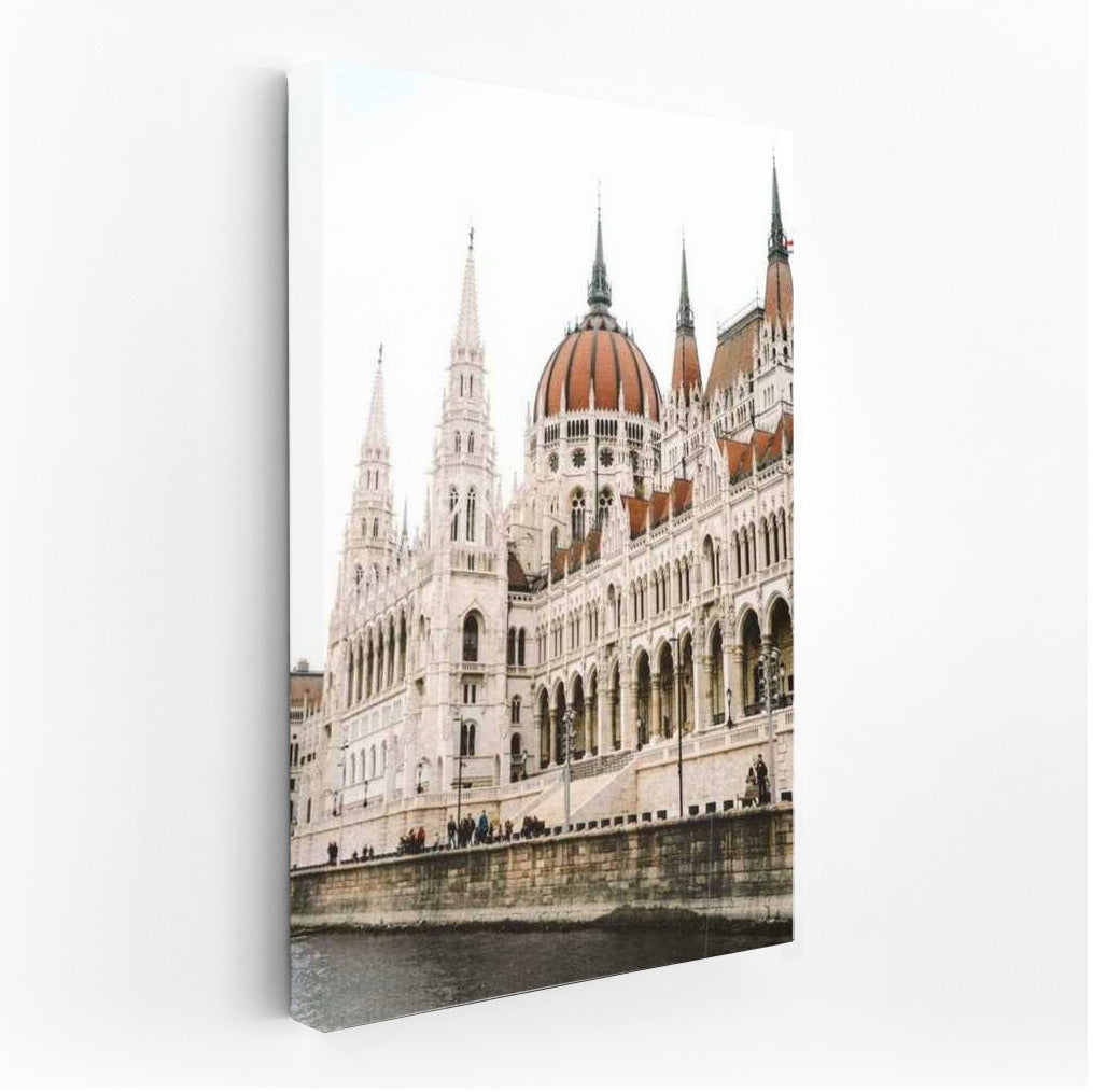 The Majesty of the Hungarian Parliament: An Architectural Symbol of Hungary