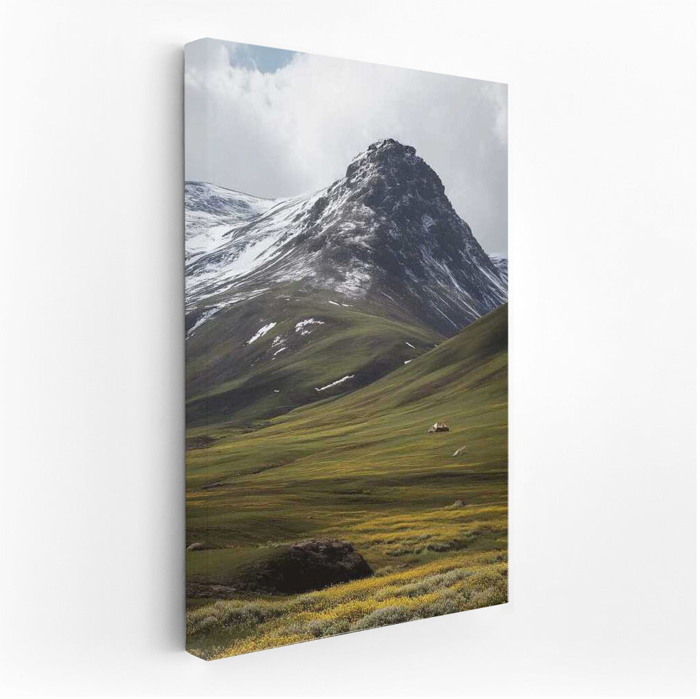 Iceland's Mountain Top: Green Spaces and Natural Charm