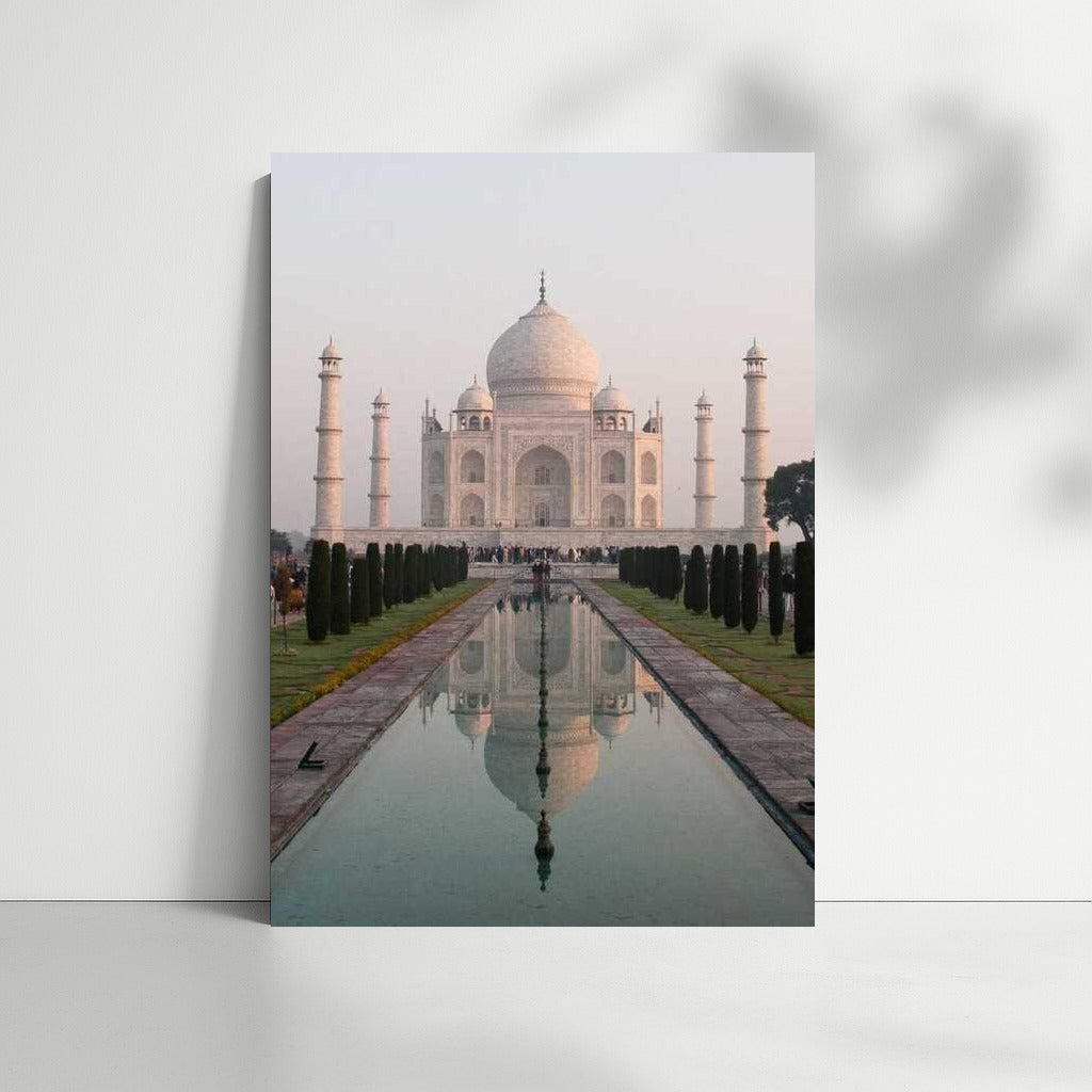 Taj Mahal in the Mirror: The Magic of India for Interiors