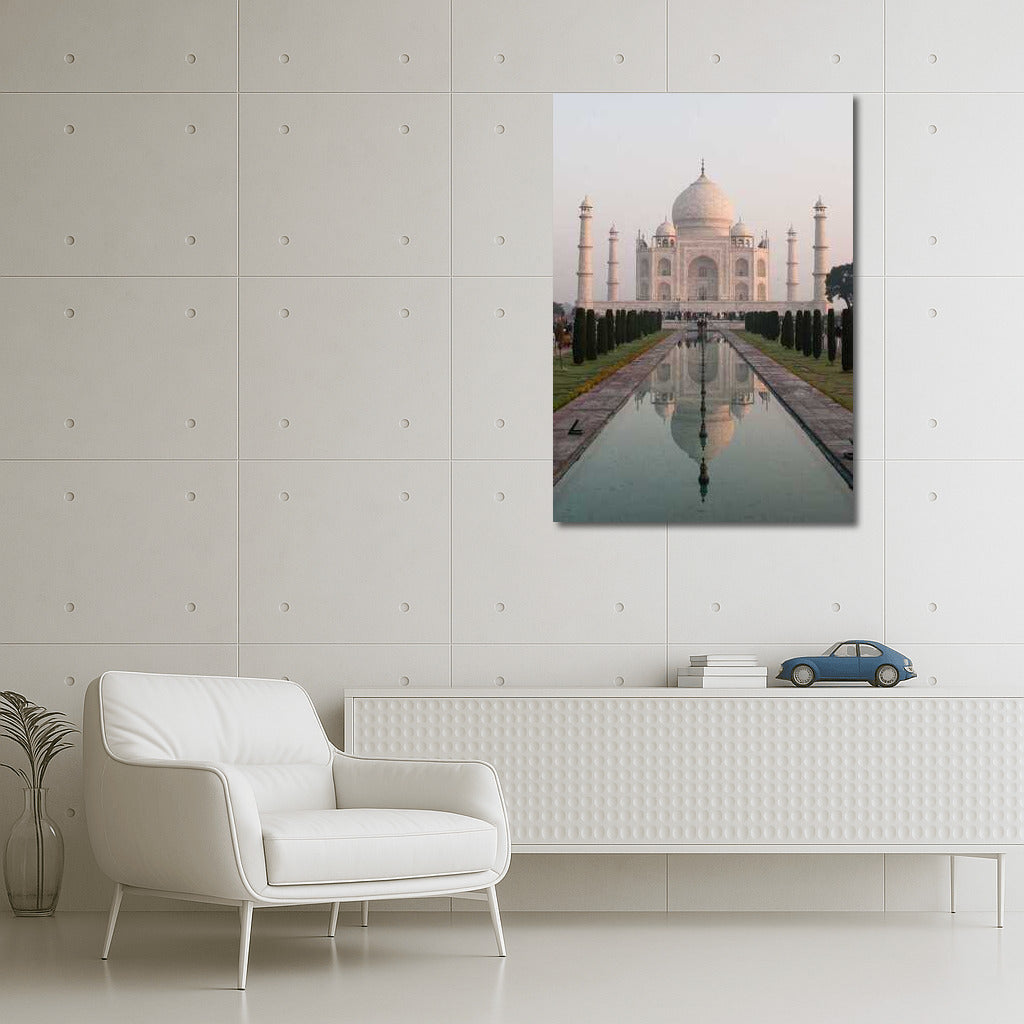 Taj Mahal in the Mirror: The Magic of India for Interiors