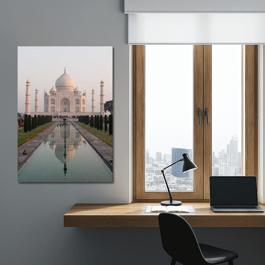 Taj Mahal in the Mirror: The Magic of India for Interiors