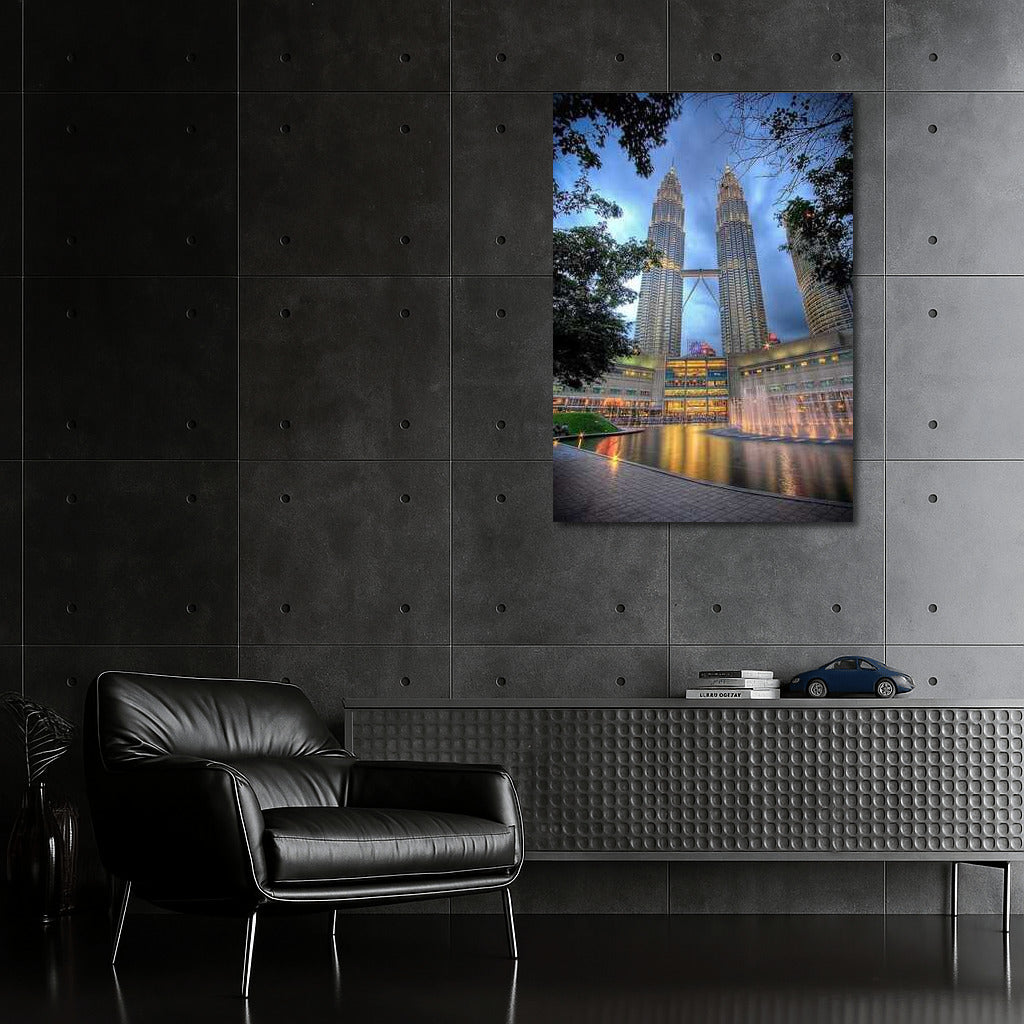 The Grandeur of the Petronas Twin Towers: Malaysia's Architectural Marvel