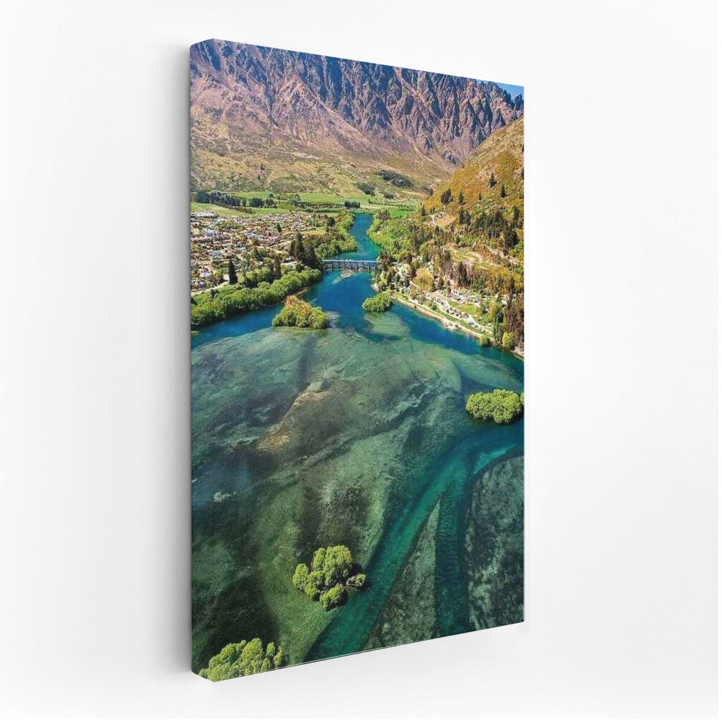 The Majesty of New Zealand's Mountains and Waters: Landscapes of the Country