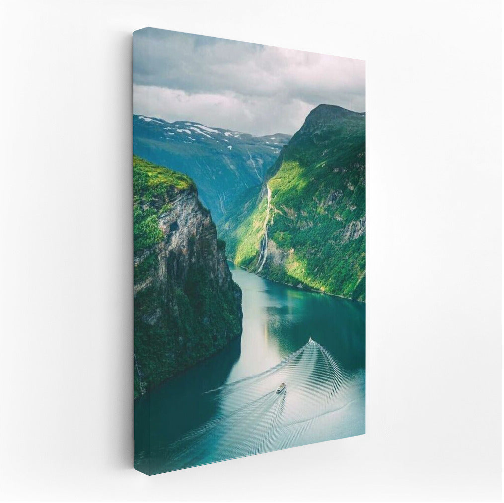 The Greatness of Norway: Calm Fjords and Mighty Mountains