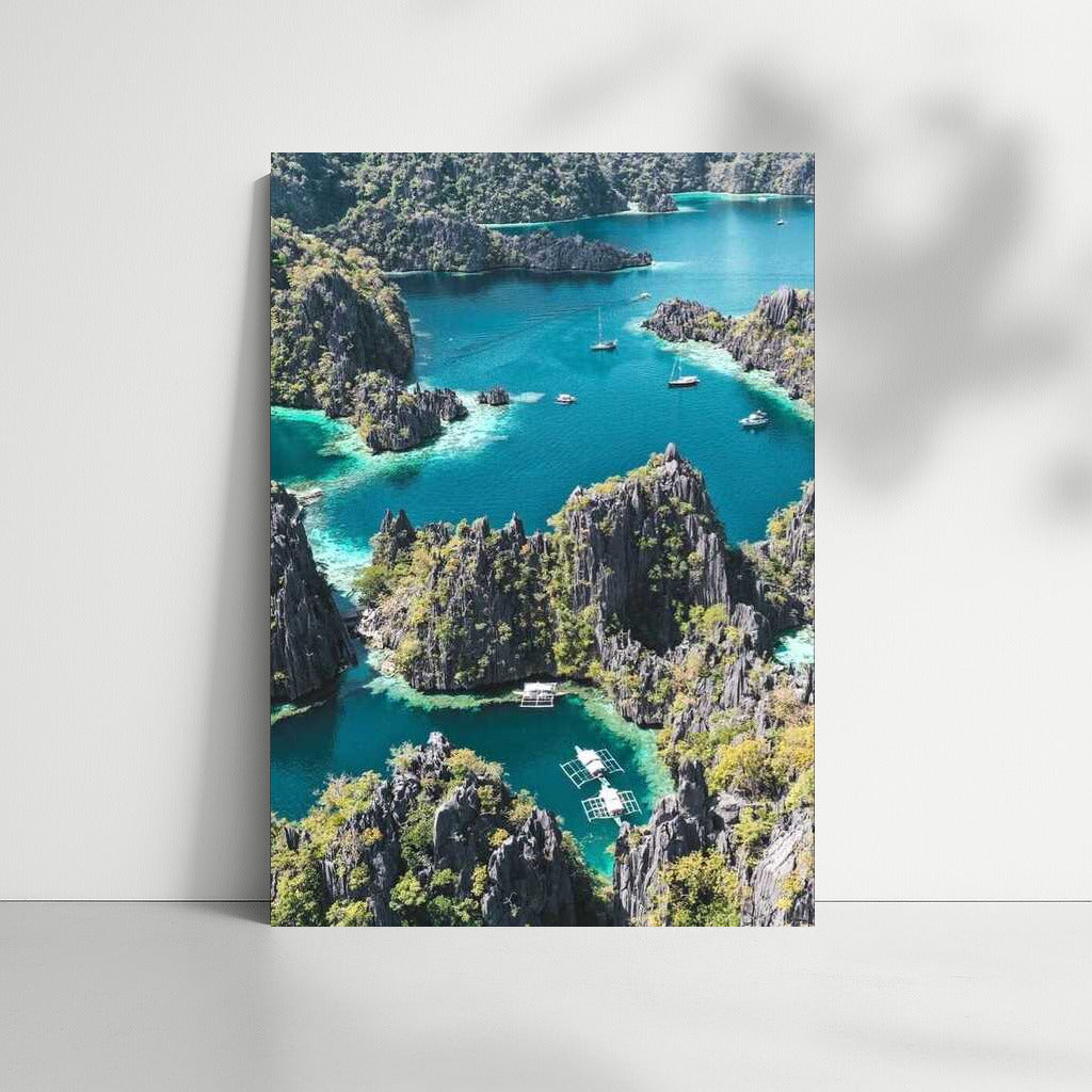 Tropical Paradise: The Magical Waters and Rocks of the Philippines